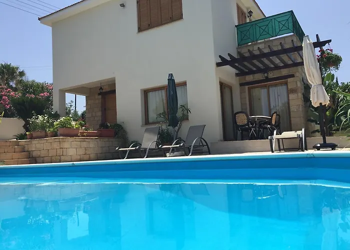 Pergia Latchi ヴィラ Polis