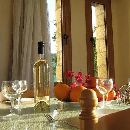 Вилла Pergia Latchi *