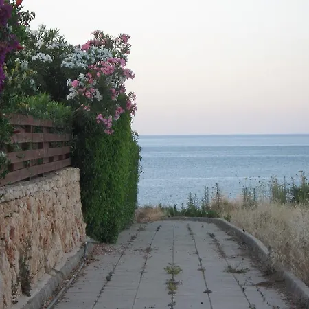 Вилла Pergia Latchi Полис