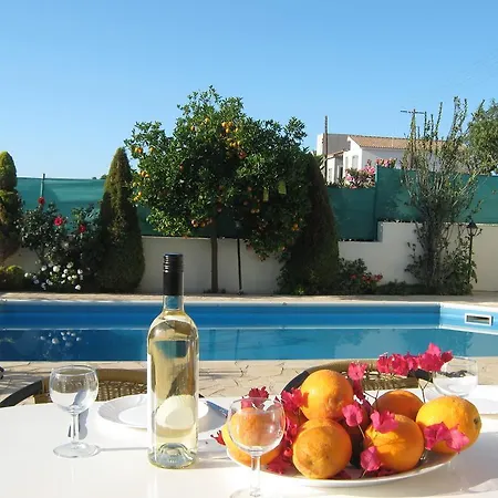 Pergia Latchi Вилла