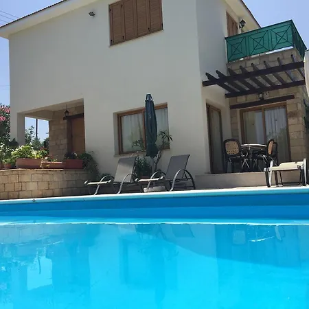 Pergia Latchi Вилла Полис