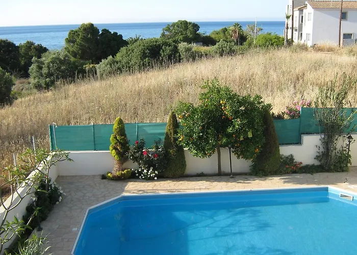 Pergia Latchi ヴィラ *