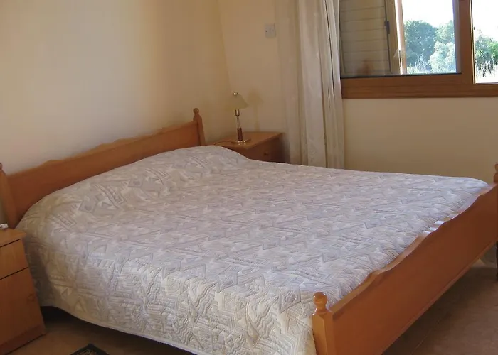 Βίλα Pergia Latchi